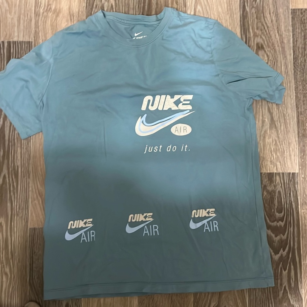 Nike Men’s Tee